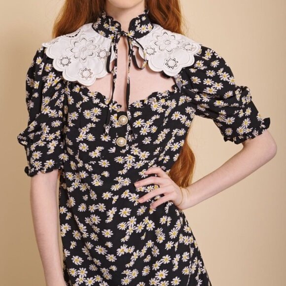 Sister Jane Daisy Hive Mini Dress S Black White Floral Print Collared Twee - Picture 1 of 7